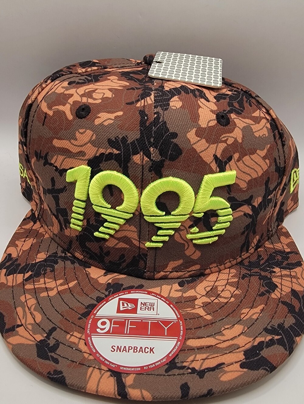 New Era DC DYRDEK 1995 Neon Green Brown Camo Snapback Hat